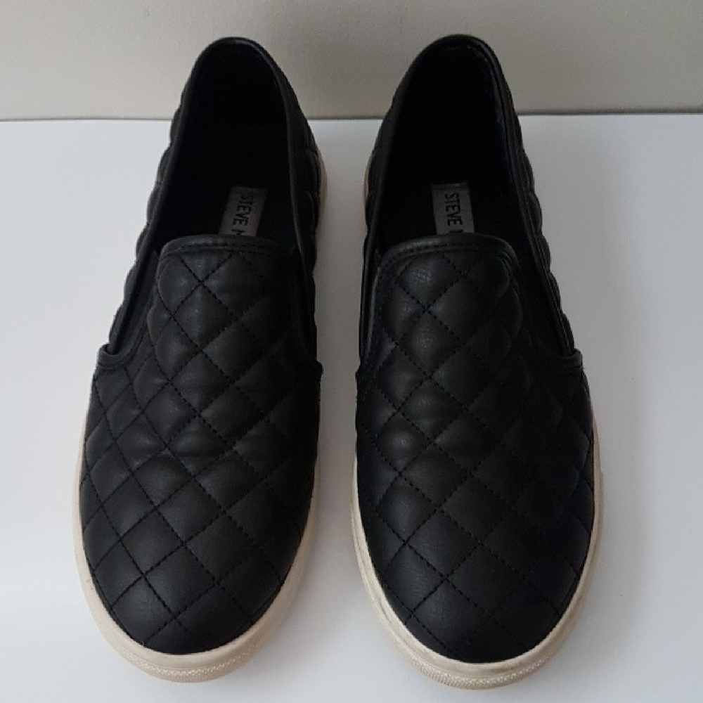 Steve Madden Black Quilted Slip-On Loafers
